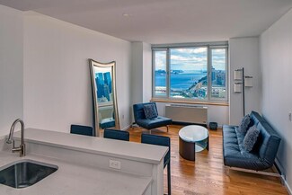 635 W 42nd St Unit 43D, New York, NY 10036