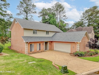 3099 E Fairway Dr, Brandon, MS 39047