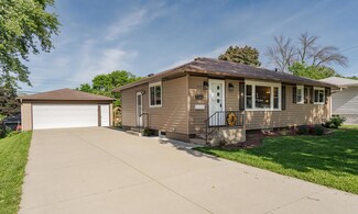 1525 11th Ave NE, Rochester, MN 55906