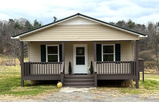 647 Eagle Bottom Rd, Fries, VA 24330