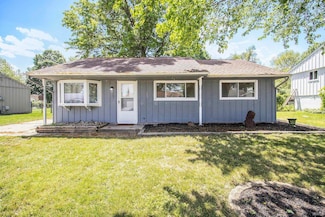 1330 Southlea Dr, South Bend, IN 46628