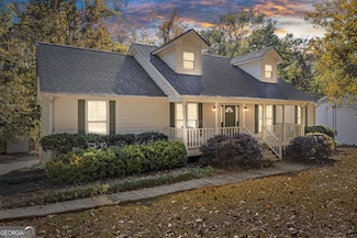 684 Oak Moss Dr, Lawrenceville, GA 30043