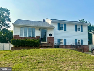 688 Dettmar Terrace, Runnemede, NJ 08078