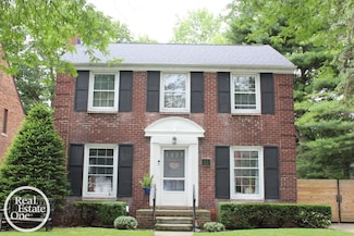 1337 Bishop Rd, Grosse Pointe Park, MI 48230