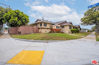 10725 S 8th Ave, Inglewood, CA 90303