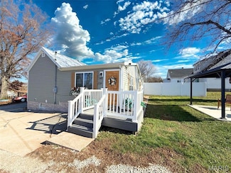 119 E 12th St Unit A, Hermann, MO 65041