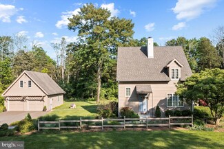 53 Stagecoach Rd, Pipersville, PA 18947