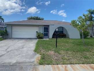 9801 Owlclover St, Fort Myers, FL 33919