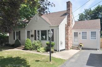 62 Stone Ave, Warwick, RI 02889
