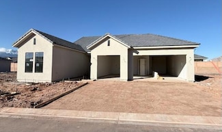 964 W Hamilton Ave, Toquerville, UT 84774