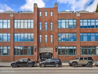 2600 N Southport Ave Unit 317, Chicago, IL 60614