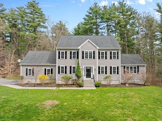 34 Beninati Farm Rd, Bridgewater, MA 02324