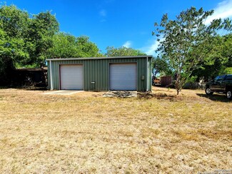 19754 Caruthers, Somerset, TX 78069