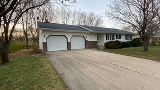 421 Smith Ave, Heron Lake, MN 56137