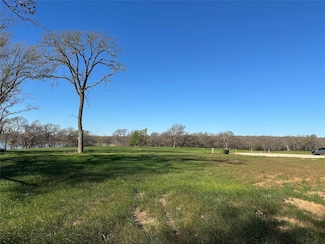 2152 Lakeside Dr, Lakewood Village, TX 75068