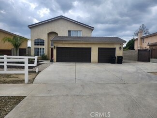 10085 Bromont Ave, Sun Valley, CA 91352