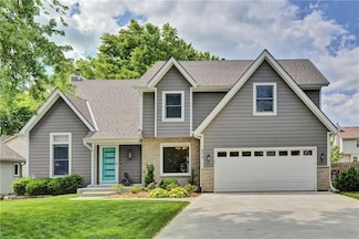 8018 Lichtenauer Dr, Lenexa, KS 66219