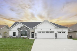 3413 Ottawa Cir, Piqua, OH 45356