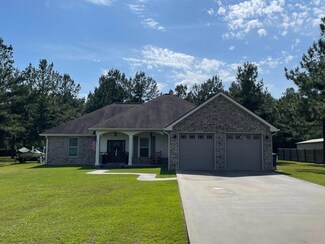 200 Aidan Rd, Hicks, LA 71446