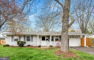 401 W Maple Ave, Sterling, VA 20164