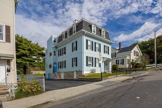 35 Shelby St, Worcester, MA 01605