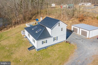 31 Wild Cherry Rd, Schuylkill Haven, PA 17972
