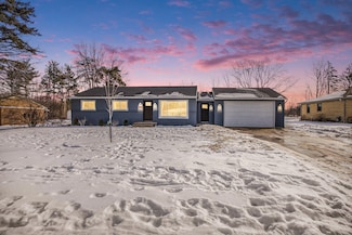 1798 Whitmore Ave NW, Grand Rapids, MI 49534