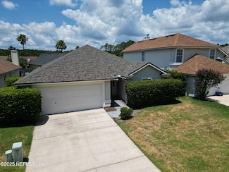 1426 Laurel Oak Dr, Fleming Island, FL 32003