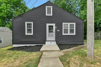 40 Williams St, Lockbourne, OH 43137