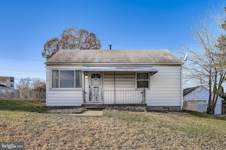 16 Yawmeter Dr, Middle River, MD 21220