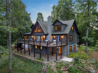 5361 Howard Gap Rd, Saluda, NC 28773