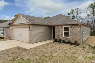 14229 King Arthur Ct, Tuscaloosa, AL 35405