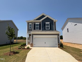 152 Bruce Dr, Dunn, NC 28334