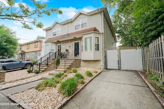 342 Chelsea St, Staten Island, NY 10307