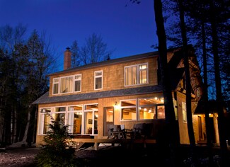 4997 Bridge St, Carrabassett Valley, ME 04947