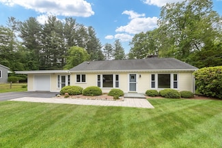 456 Prentice St, Holliston, MA 01746