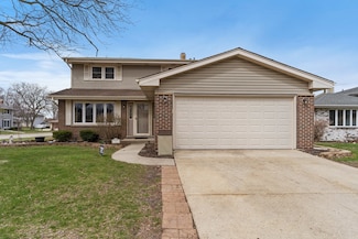 315 Canyon Trail, Carol Stream, IL 60188