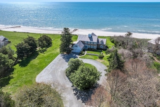 545 Sea View Ave, Osterville, MA 02655