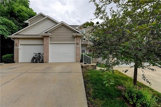 3524 NE Austin Dr, Lees Summit, MO 64064