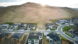 1508 S Trent Point Way, Boise, ID 83712