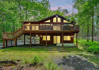 123 Lake Dr E, Big Bass Lake, PA 18424