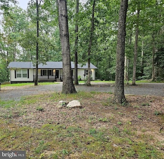 133 Meadows Rd, Fredericksburg, VA 22406