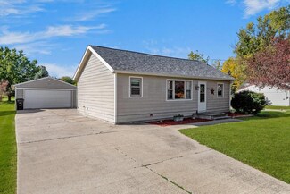 4620 NE 33rd Ct, Des Moines, IA 50317