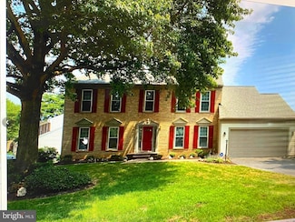 2798 Maple Ridge Dr, Woodbridge, VA 22192