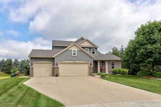 7423 Waterline Dr, Allendale, MI 49401