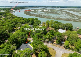 62 Sunset Blvd, Beaufort, SC 29907
