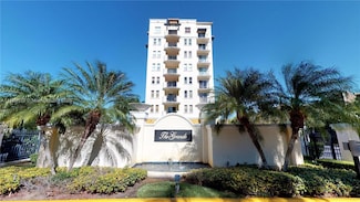 9021 SW 94th St Unit 604, Miami, FL 33176