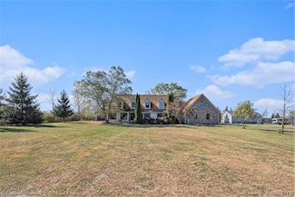 124 S Doran Rd, Imlay City, MI 48444