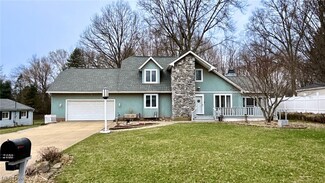 2400 Igleheart Rd, Akron, OH 44312