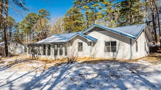 11 Sharon Ln, Conway, AR 72034
